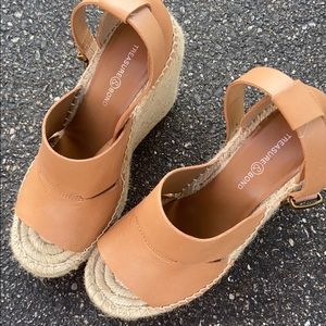 Wedge sandals